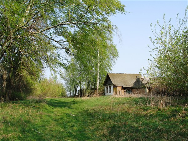 Брошенные дома в деревне